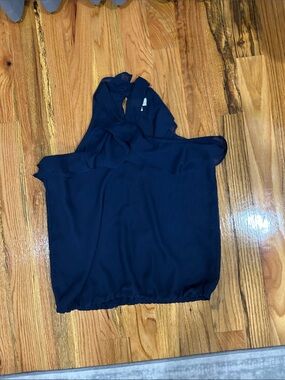 Sweet Pea by Stacy Frati Navy Halter Tie-Front Camisole